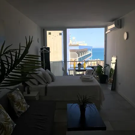 Apartamento En Playa La Carihuela Cascada Summer Apartment