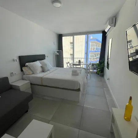 Apartamento En Playa La Carihuela Cascada Summer Apartment Torremolinos